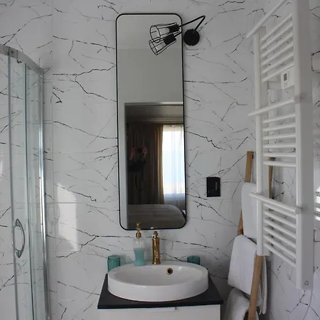 Pensión Maison Du Golf 4*